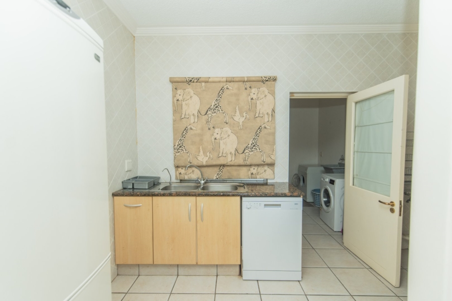 3 Bedroom Property for Sale in Summerstrand Eastern Cape